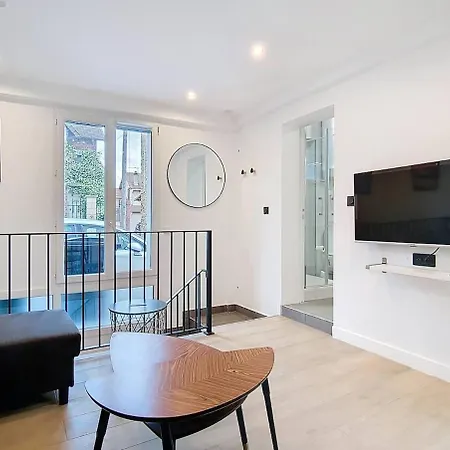 Apartment Feel Good Argenteuil, Duplex Et Lit 160x200